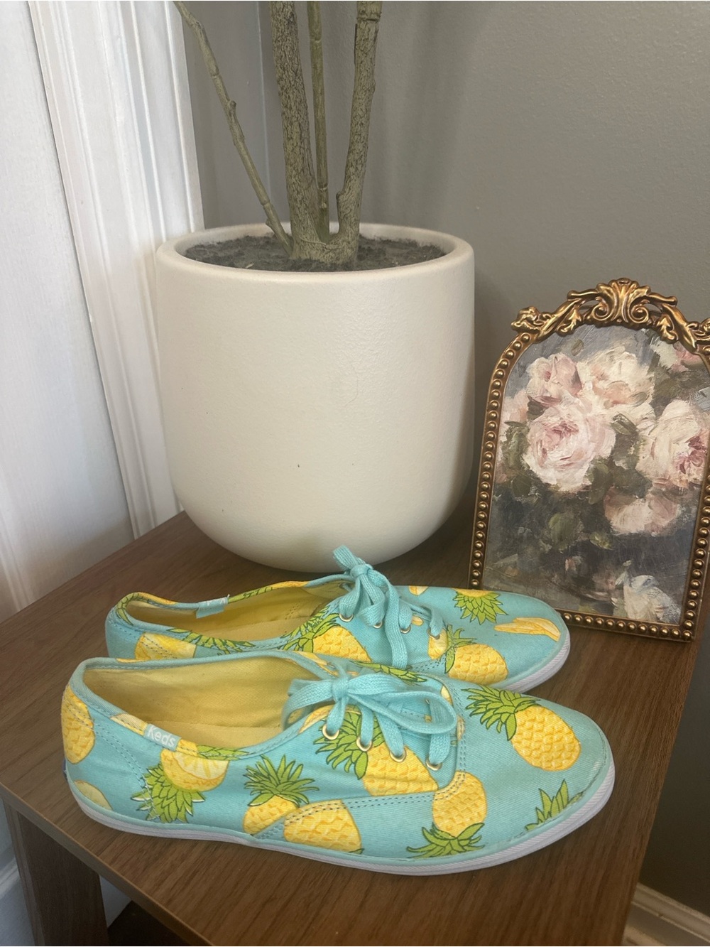 Keds x Sunnylife series: Keds Pineapple Print! - Picture 2 of 5